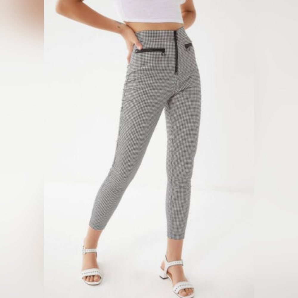 3/$20 Urban Outfitters Checkered skinny pant Skimmers